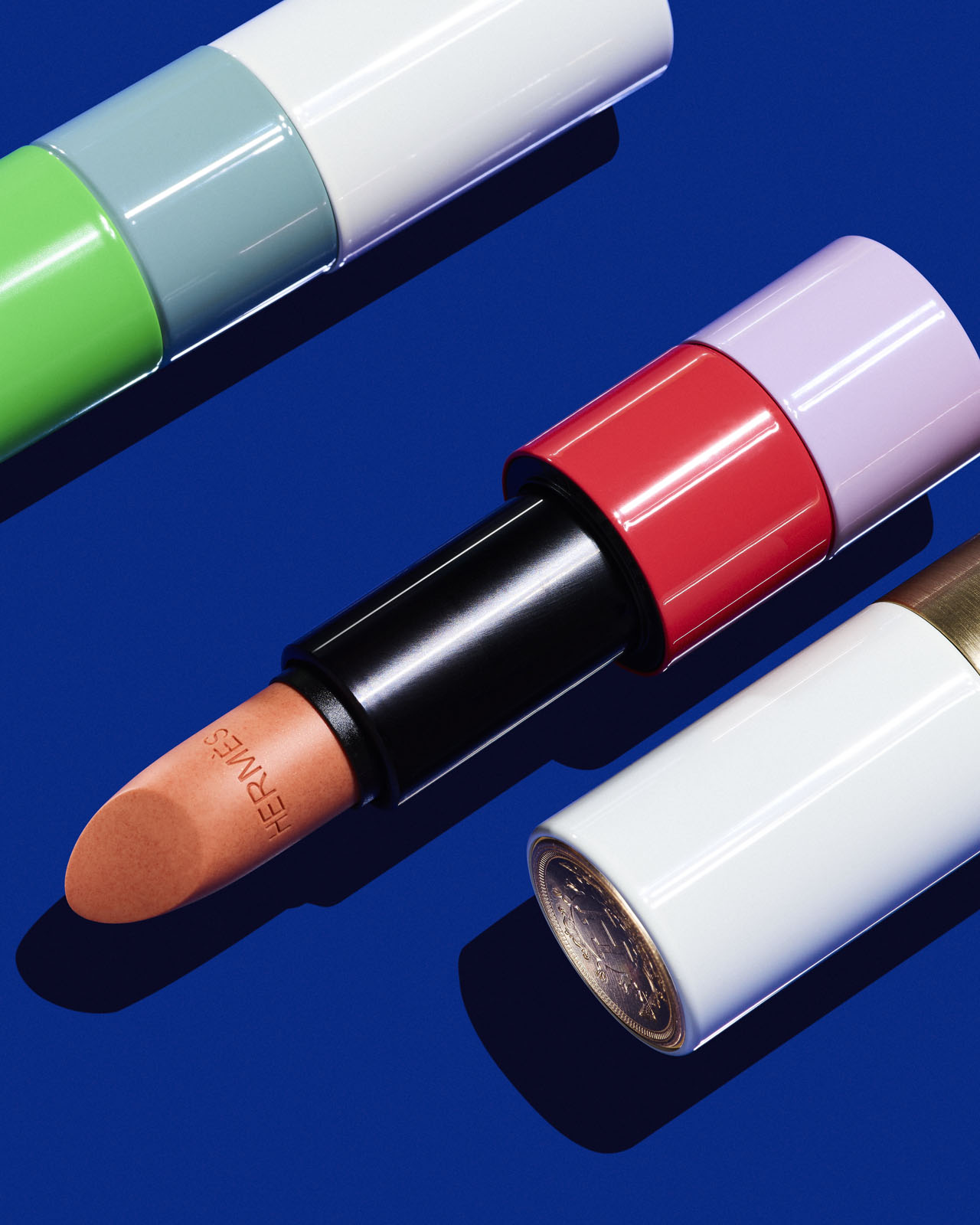 20220908_HERMES_LIPSTICK_PROMO_BEIGE_25011_HERO_03_FNL_1600PX